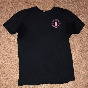 very cute and casual dutch bros t-shirt